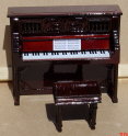 Upright Piano 5.75" x 4.5" (P06)